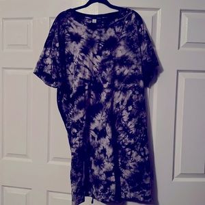Old navy tie dye dress great as swim cover up